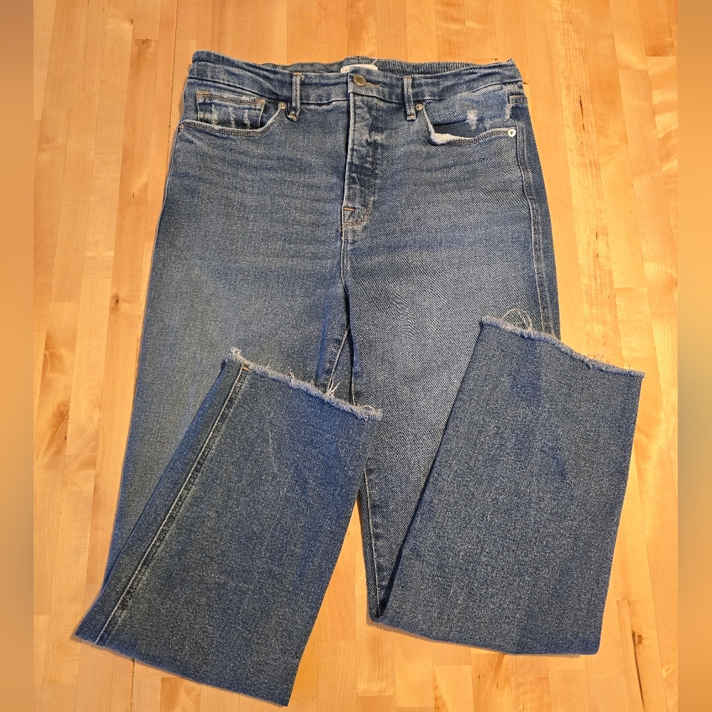 Good America Good Legs Straight Jeans Size 10/30